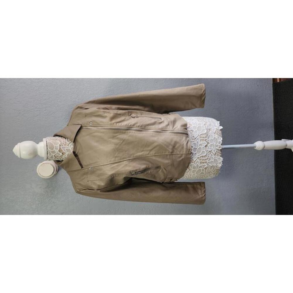 Large Woman's Cropped Beige Faux Leather Jacket  Thread & Supply